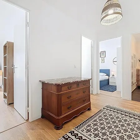 Apartment Spacious With Rooftop *